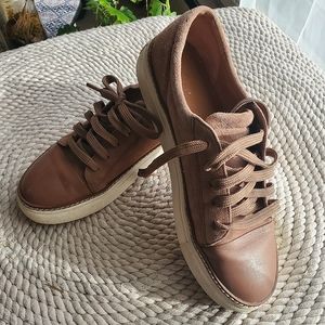Genuine leather sneakers